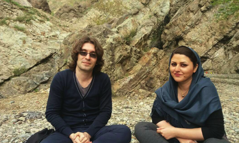 ARASH SADEGHI, BACK ON HUNGER STRIKE AFTER WIFE REARRESTED